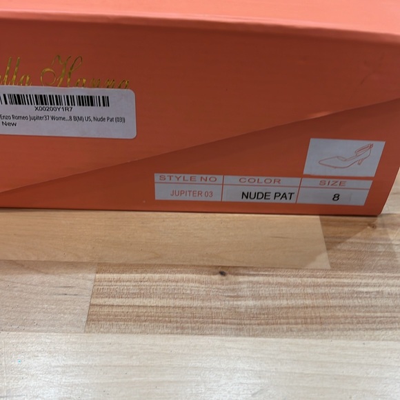 NEW Women’s Nude Patent Heels - Picture 5 of 6